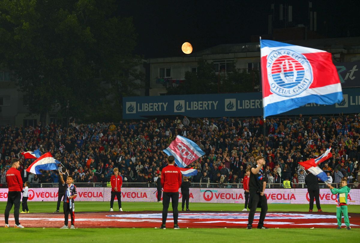 Oțelul Galați - Dinamo. Dinamoviștii, provocați de fanii gălățeni (foto: Raed Krishan/GOLAZO.ro)