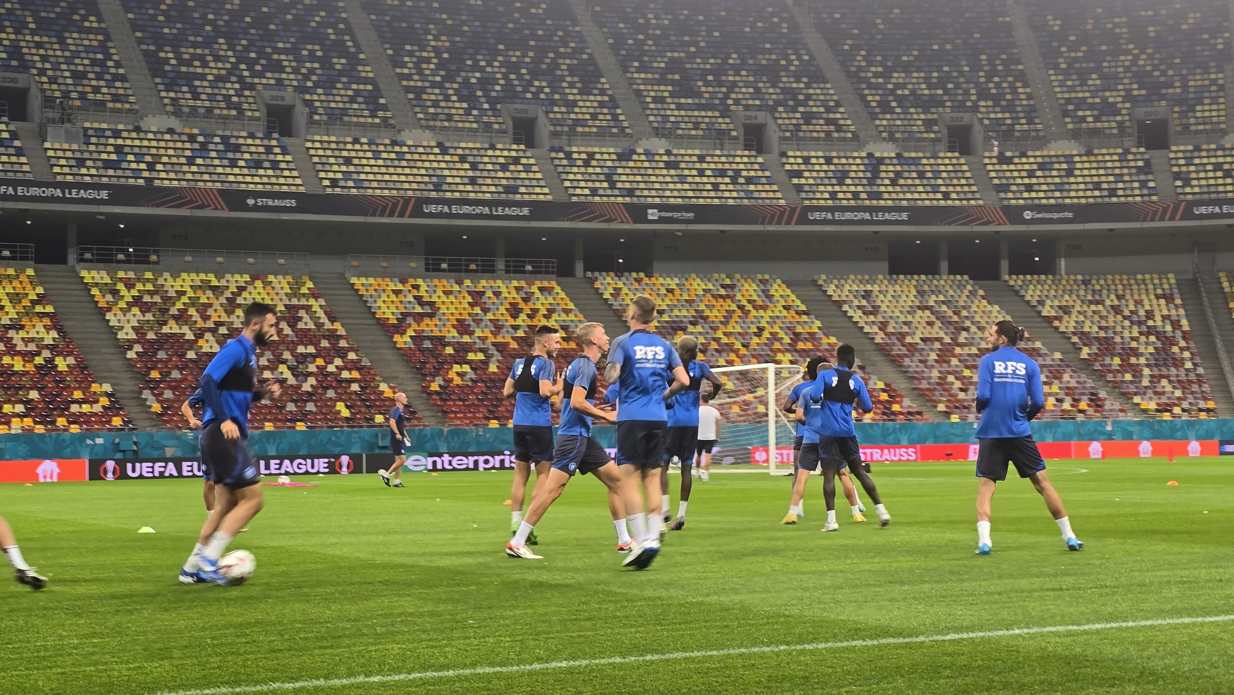 Antrenamentul RFS de pe Național Arena Footgrafii: Theodor Jumătate