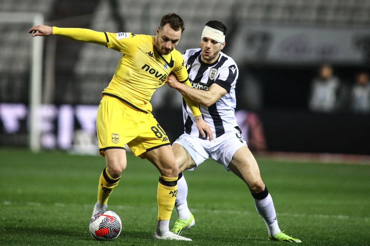 Așa a terminat PAOK ultimul derby cu Aris, 2-1. Bandajată, precum Koulierakis. Dar a cucerit titlul Foto: Imago