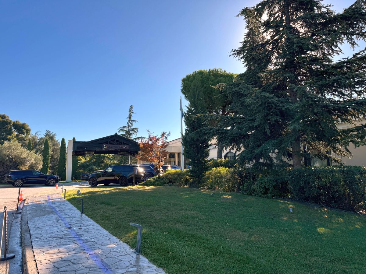 Hyatt Regency, hotelul de 5 stele la care s-a cazat FCSB în Salonic (foto: Răzvan Teodorescu/GOLAZO.ro)