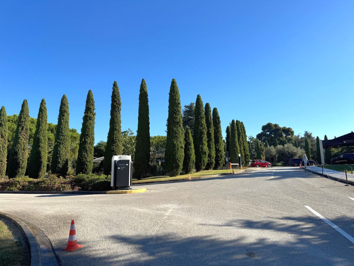 Hyatt Regency, hotelul de 5 stele la care s-a cazat FCSB în Salonic (foto: Răzvan Teodorescu/GOLAZO.ro)