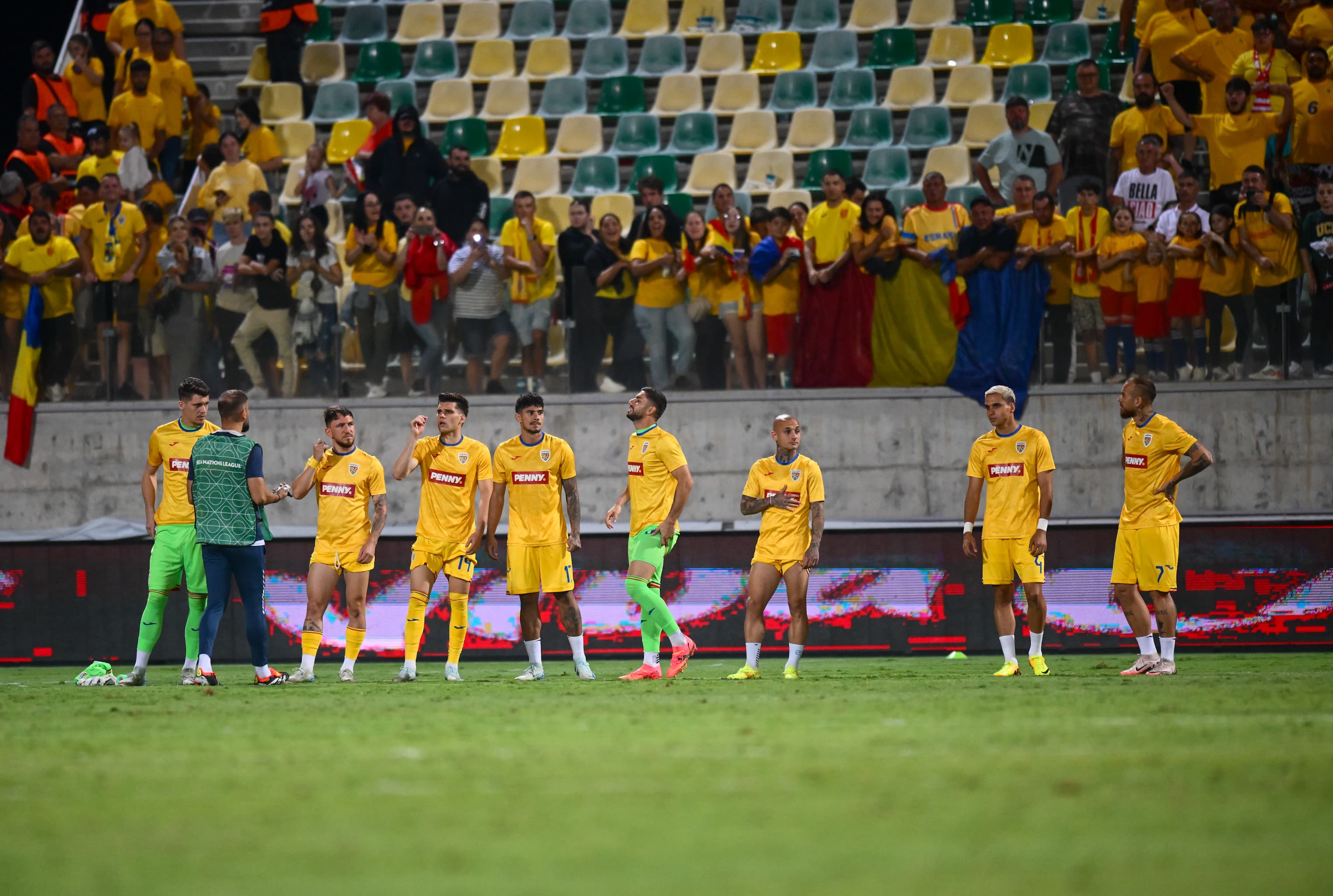 Bucurie după meci Cipru - România / Foto: Raed Krishan - GOLAZO.ro