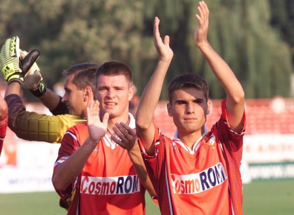 Adrian Mutu și Marius Niculae pe vremea când cei doi erau colegi la Dinamo/Foto:radiodinamo1948.ro