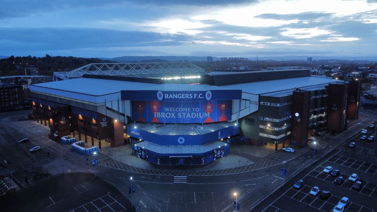 Ibrox Stadium văzut din dronă (foto: Iosif Popescu/GOLAZO.ro)