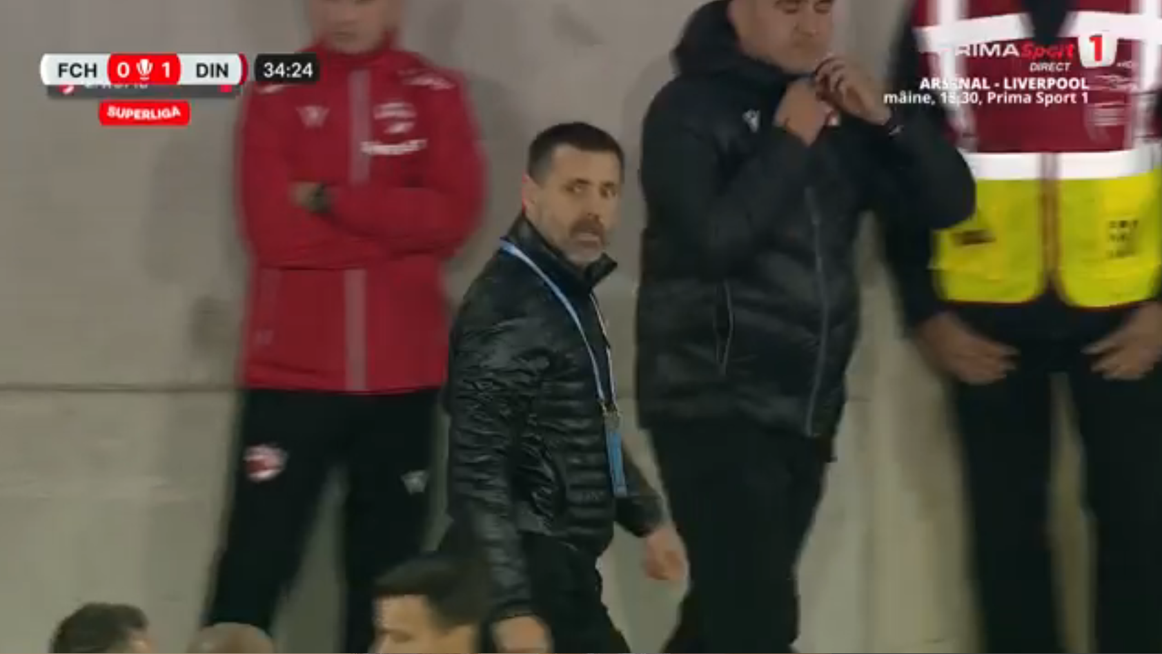 Hermannstadt - Dinamo: ieșire nervoasă Kopic. Foto: captură Prima Sport