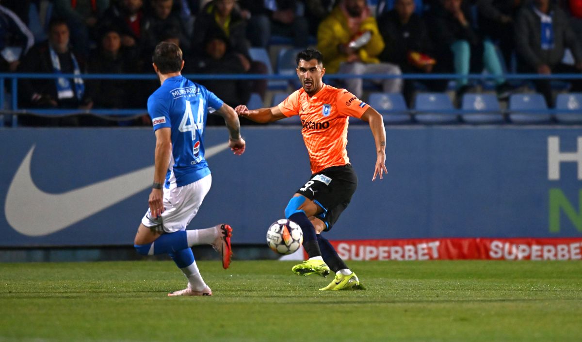 Farul - Universitatea Craiova (14).jpg