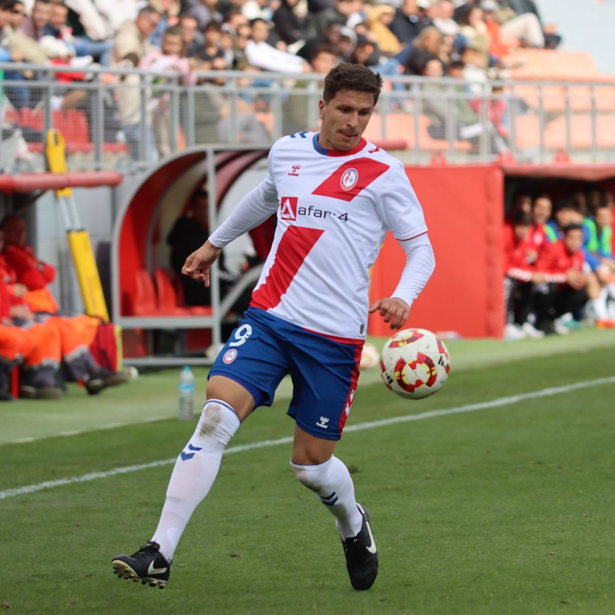 Gianluca Simeone, în echipamentul lui Rayo Majadahonda Foto: Instagram