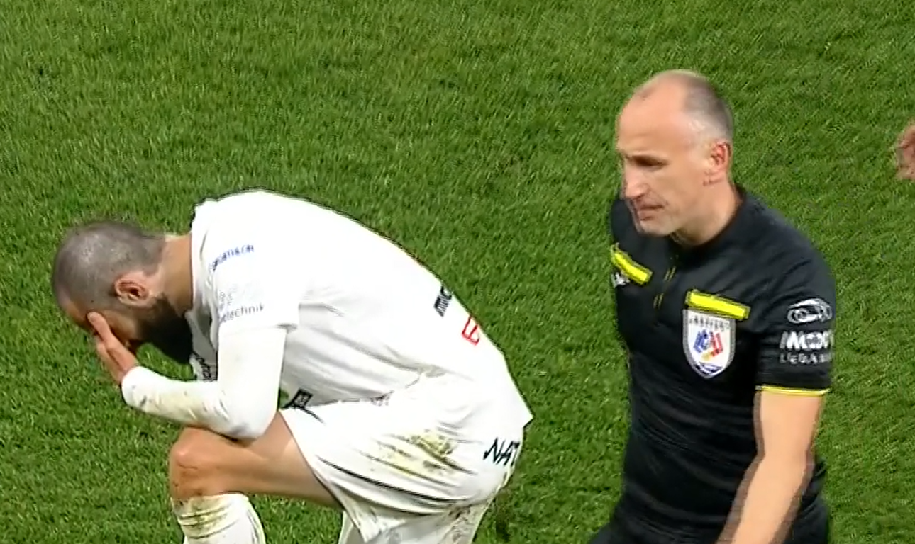 Vahid Selimovic, fault brutal asupra lui Jakub Hromada. FOTO: captură Prima Sport
