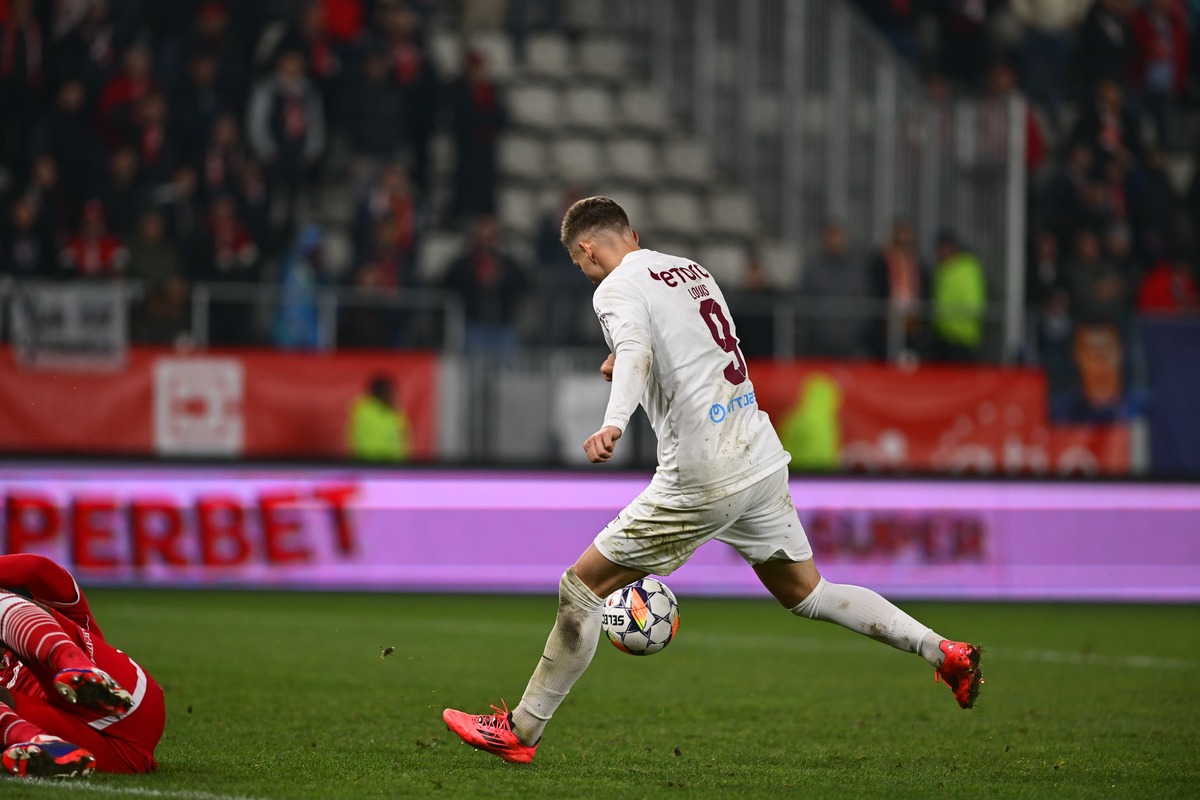 Golul lui Louis Munteanu din Dinamo - CFR