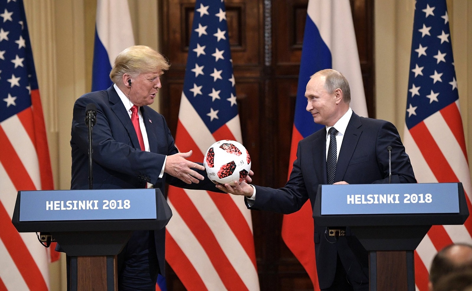 Donald Trump și Vladimir Putin, după CM 2018 Foto: Imago