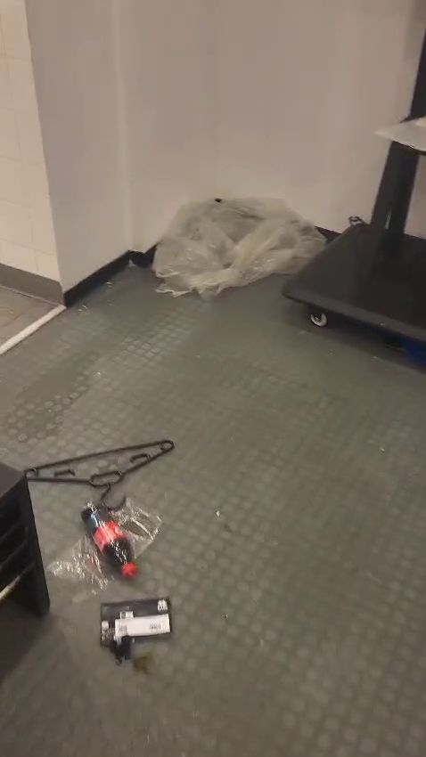 Cum au lăsat kosovarii vestiarul FOTO Capturi tiktok.com mariancodirla86 (13).jpg