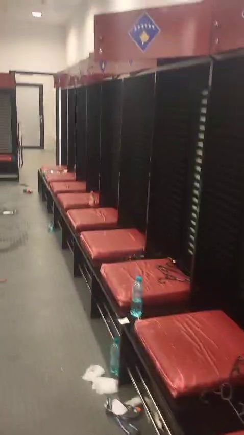 Cum au lăsat kosovarii vestiarul FOTO Capturi tiktok.com mariancodirla86 (15).jpg