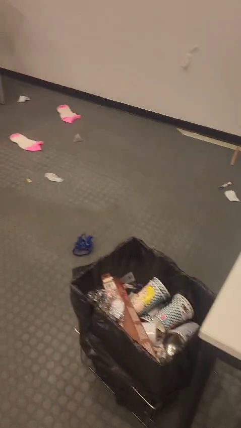Cum au lăsat kosovarii vestiarul FOTO Capturi tiktok.com mariancodirla86 (17).jpg