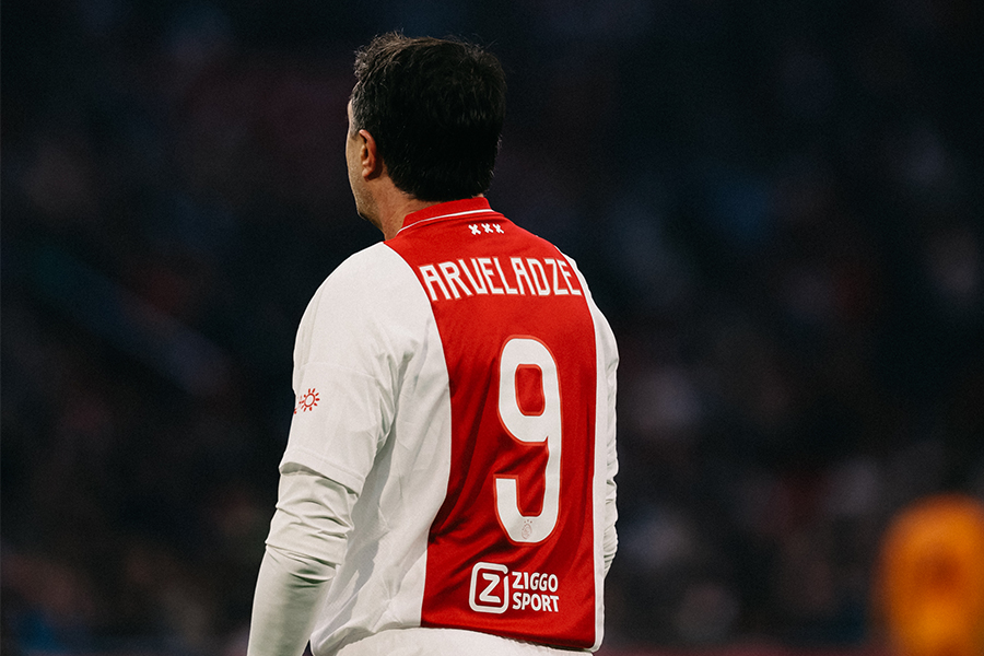 Ajax Amsterdam a sărbătorit 125 de ani de la înființare cu un meci vs. legendele lui Real Madrid. Foto: ajax.nl