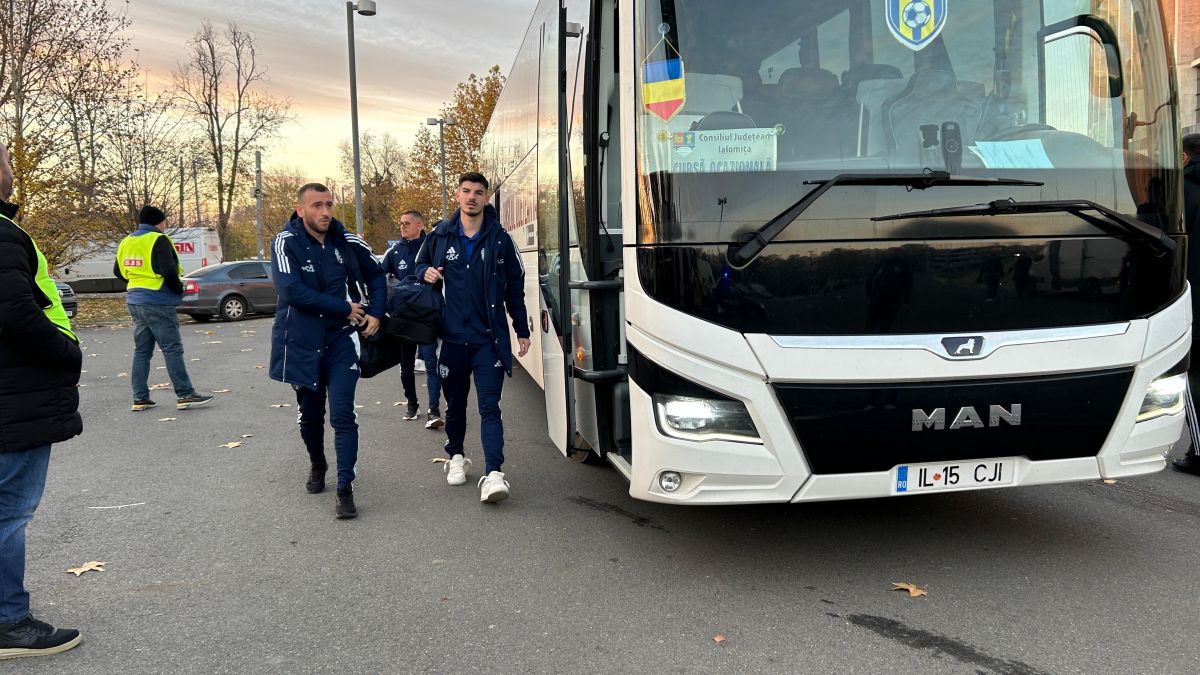 Sosire la stadion înainte de FCSB - Unirea Slobozia (foto: Vlad Nedelea/GOLAZO.ro)