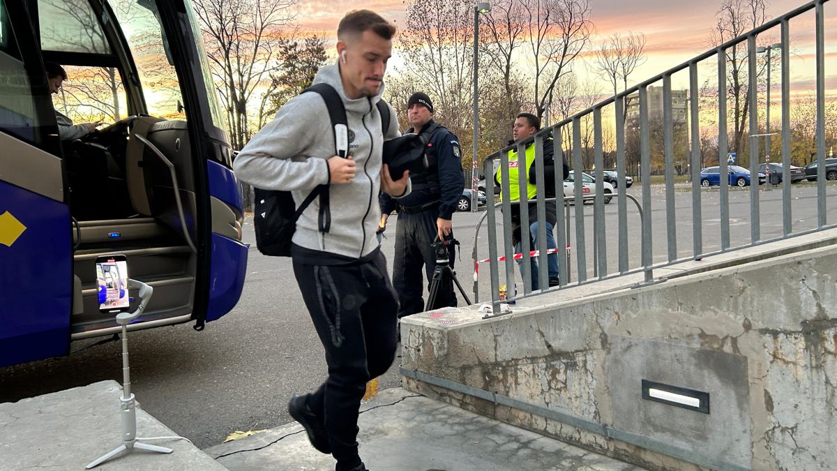 Sosire la stadion înainte de FCSB - Unirea Slobozia (foto: Vlad Nedelea/GOLAZO.ro)