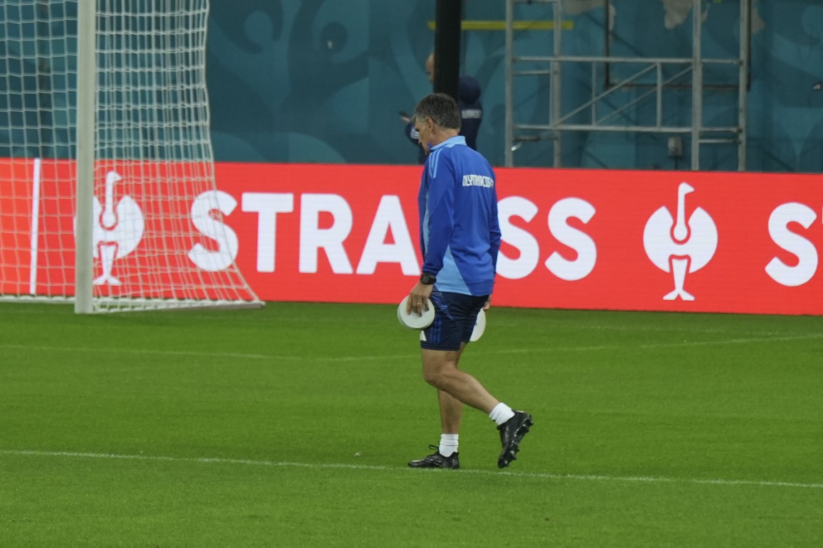 FCSB - Olympiacos. Antrenamentul grecilor. Foto: Iosif Popescu