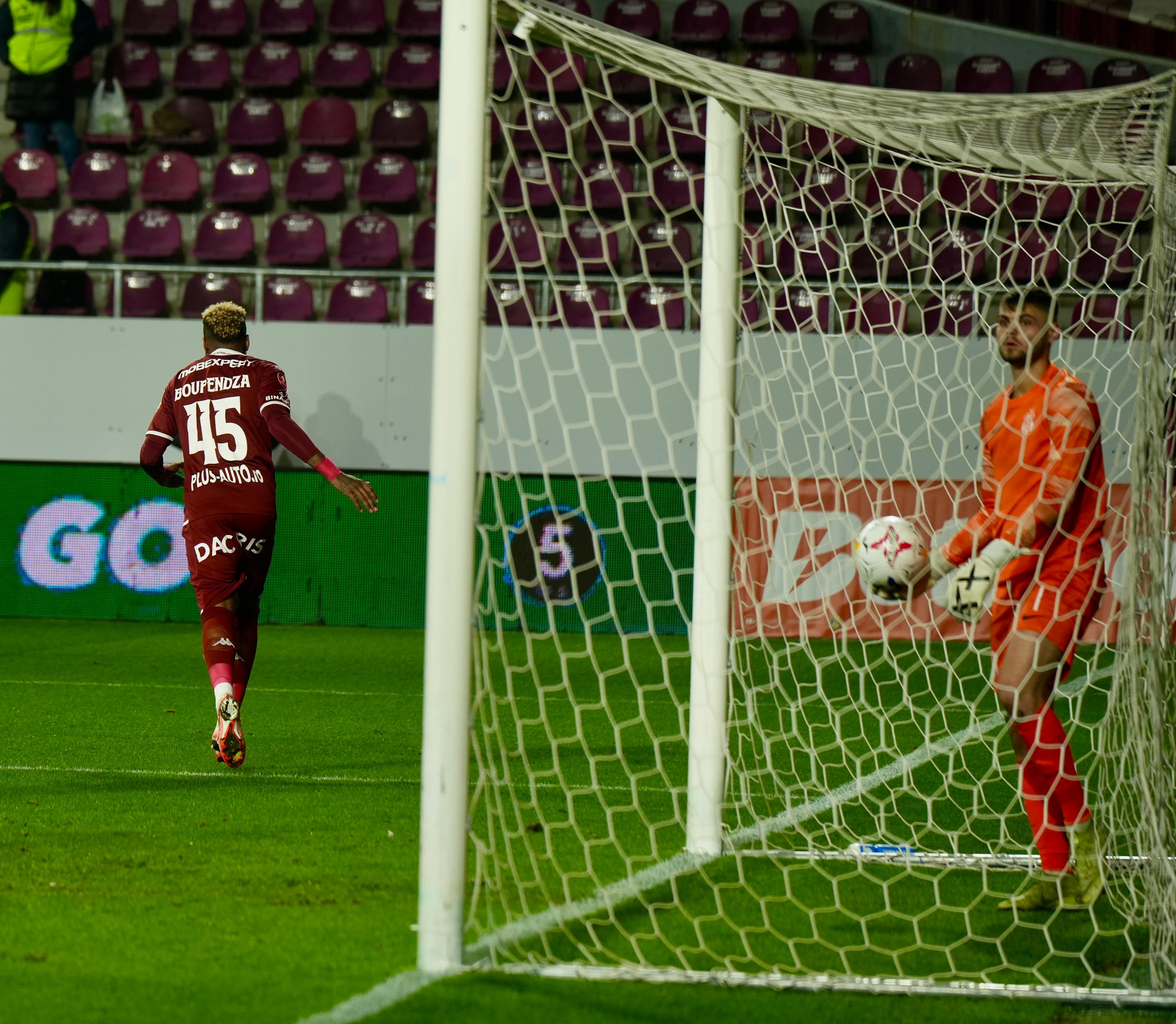 CS Afumati - Rapid, gol Boupendza. Foto Iosif Popescu / GOLAZO.ro