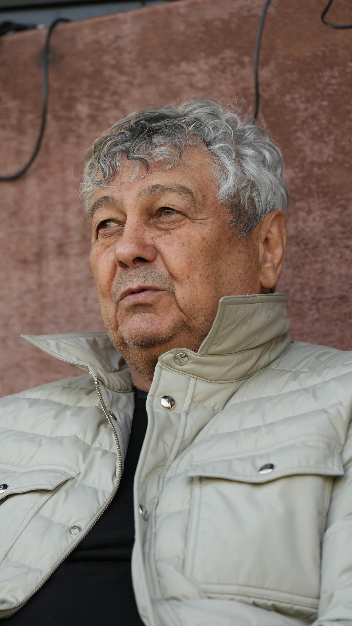Mircea Lucescu se află și el în tribune/ Foto: Iosif Popescu - GOLAZO.ro.jpeg