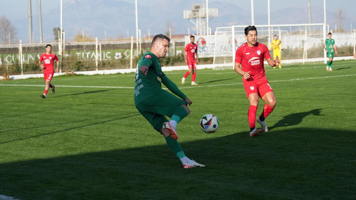 Gloria Buzău - Turan/ Foto: Iosif Popescu - GOLAZO.ro.jpeg
