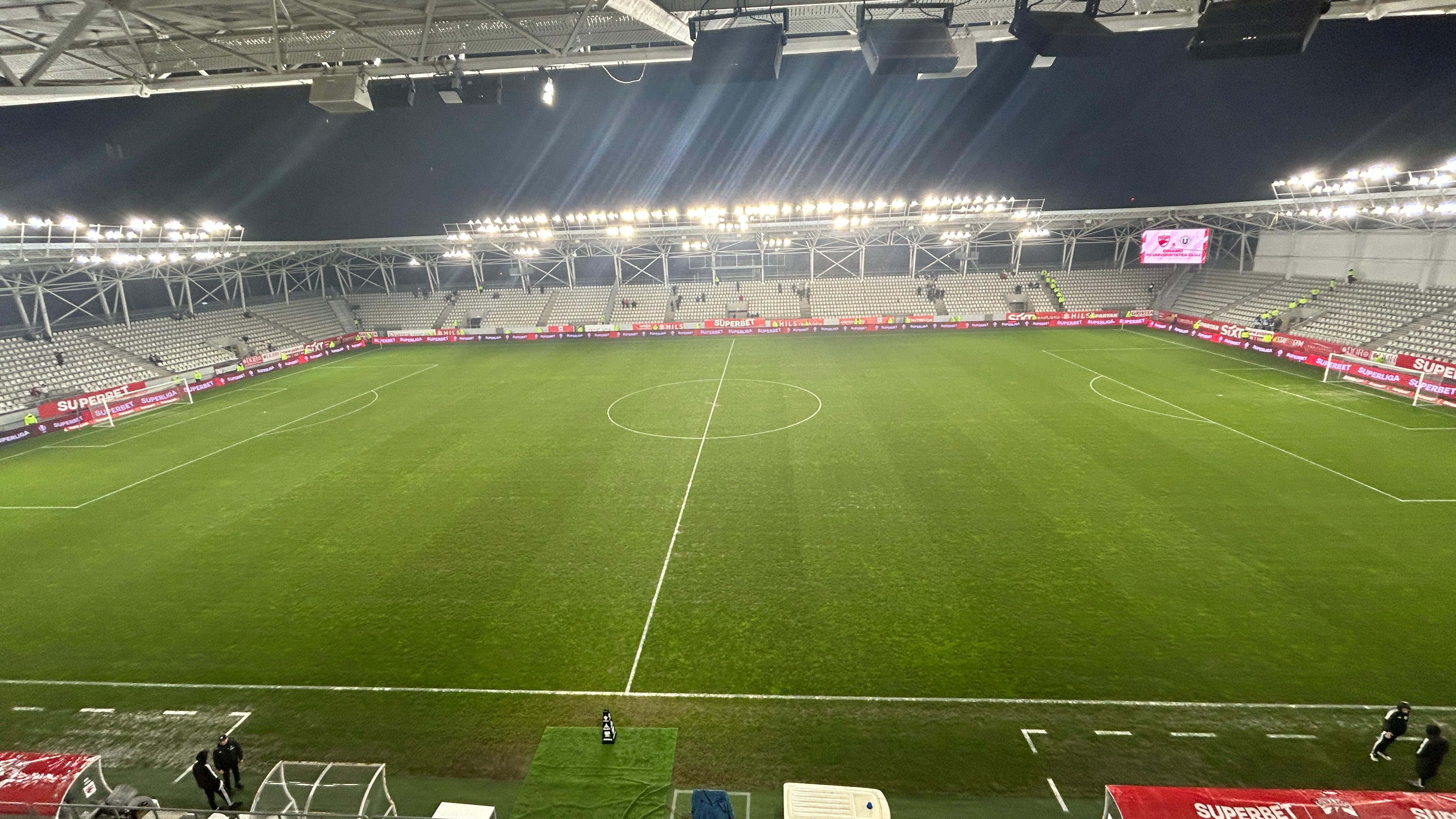 Terenul de pe arena „Arcul de Triumf”