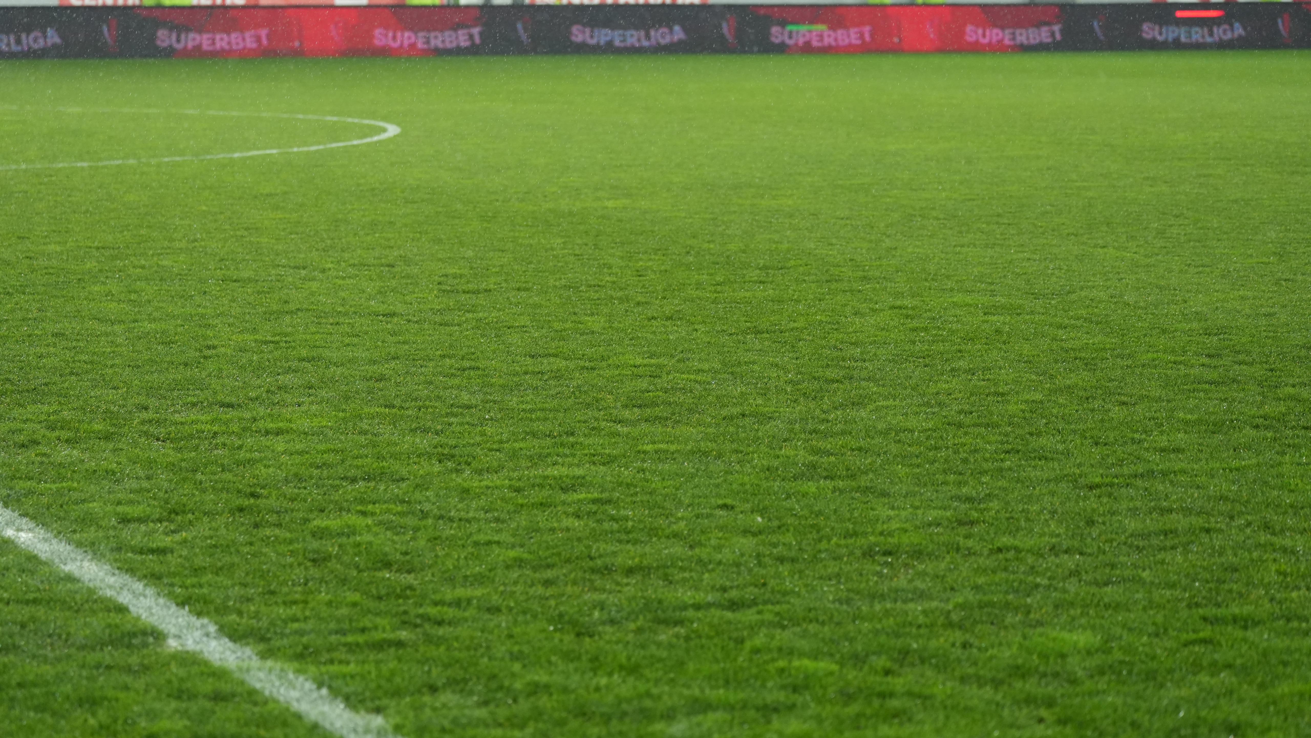 Terenul de pe arena „Arcul de Triumf”