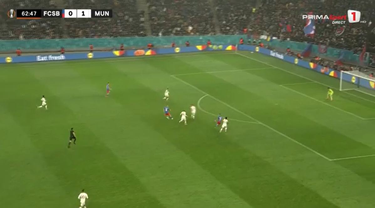 Ratare Bîrligea. FCSB - Manchester United/ Foto: Captură Prima Sport
