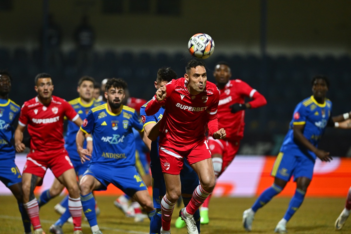Unirea Slobozia - Dinamo/ Foto: GOLAZO.ro
