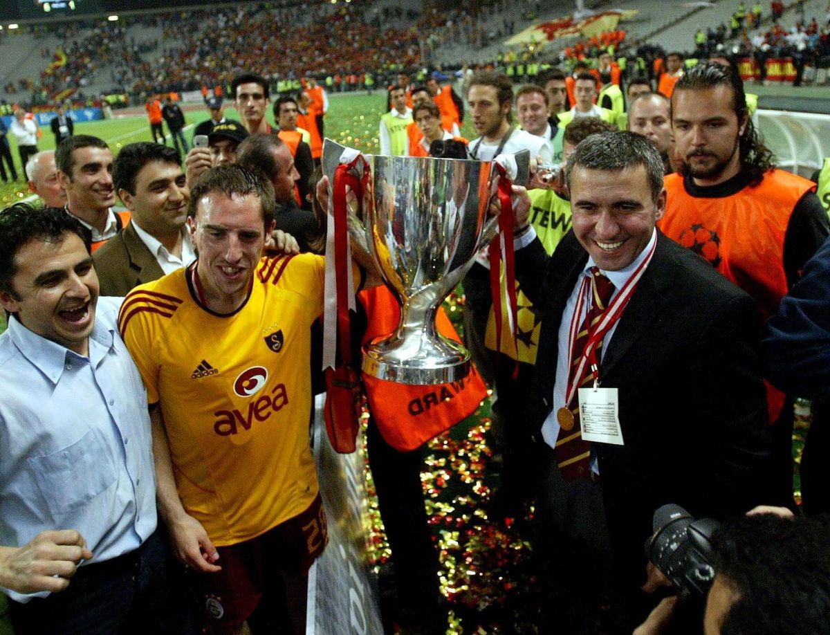 În primăvara lui 2005, a cucerit Cupa Turciei. El și Franck Ribery