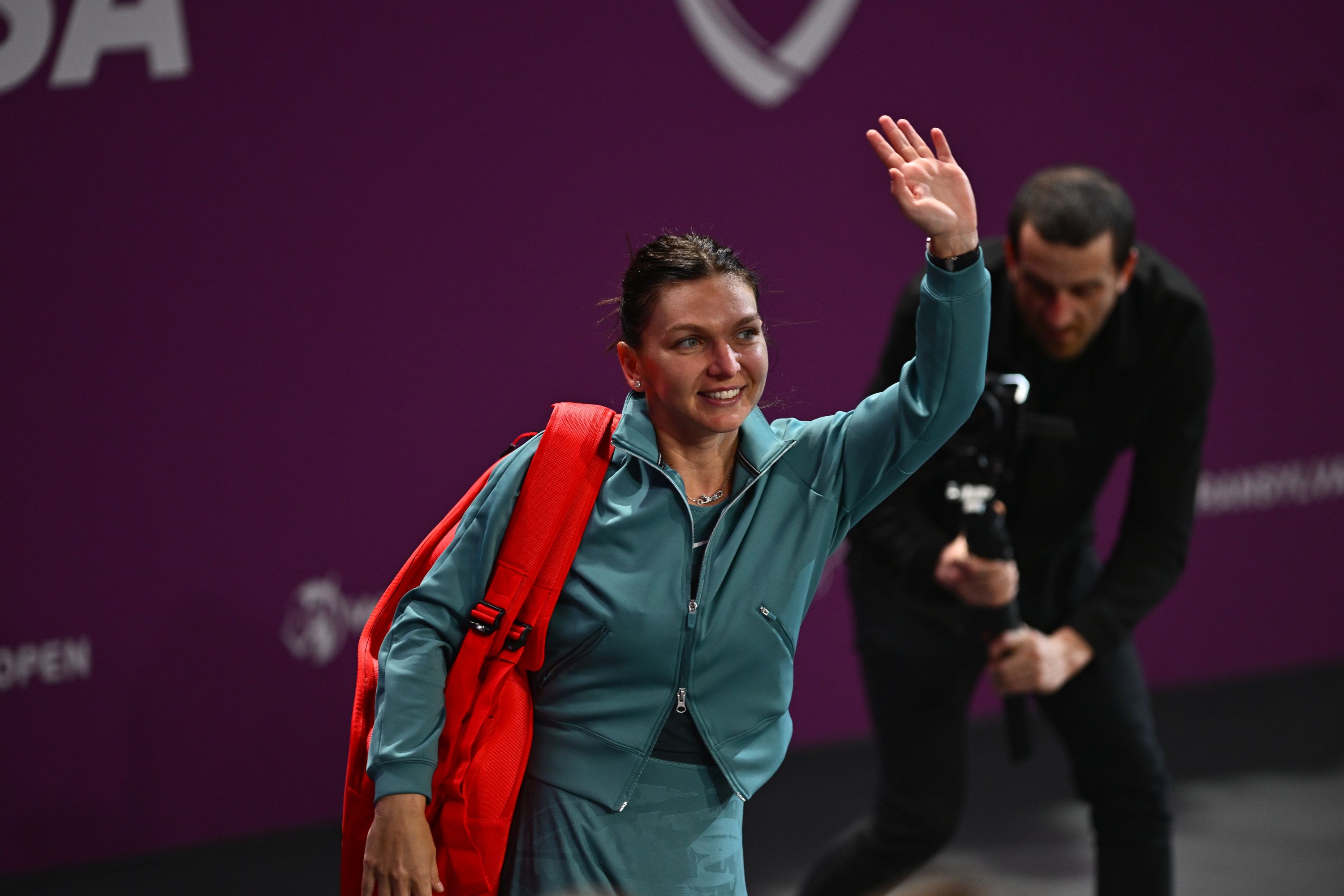 Simona Halep părăsind terenul la Transylvania Open / FOTO Raed Krishan