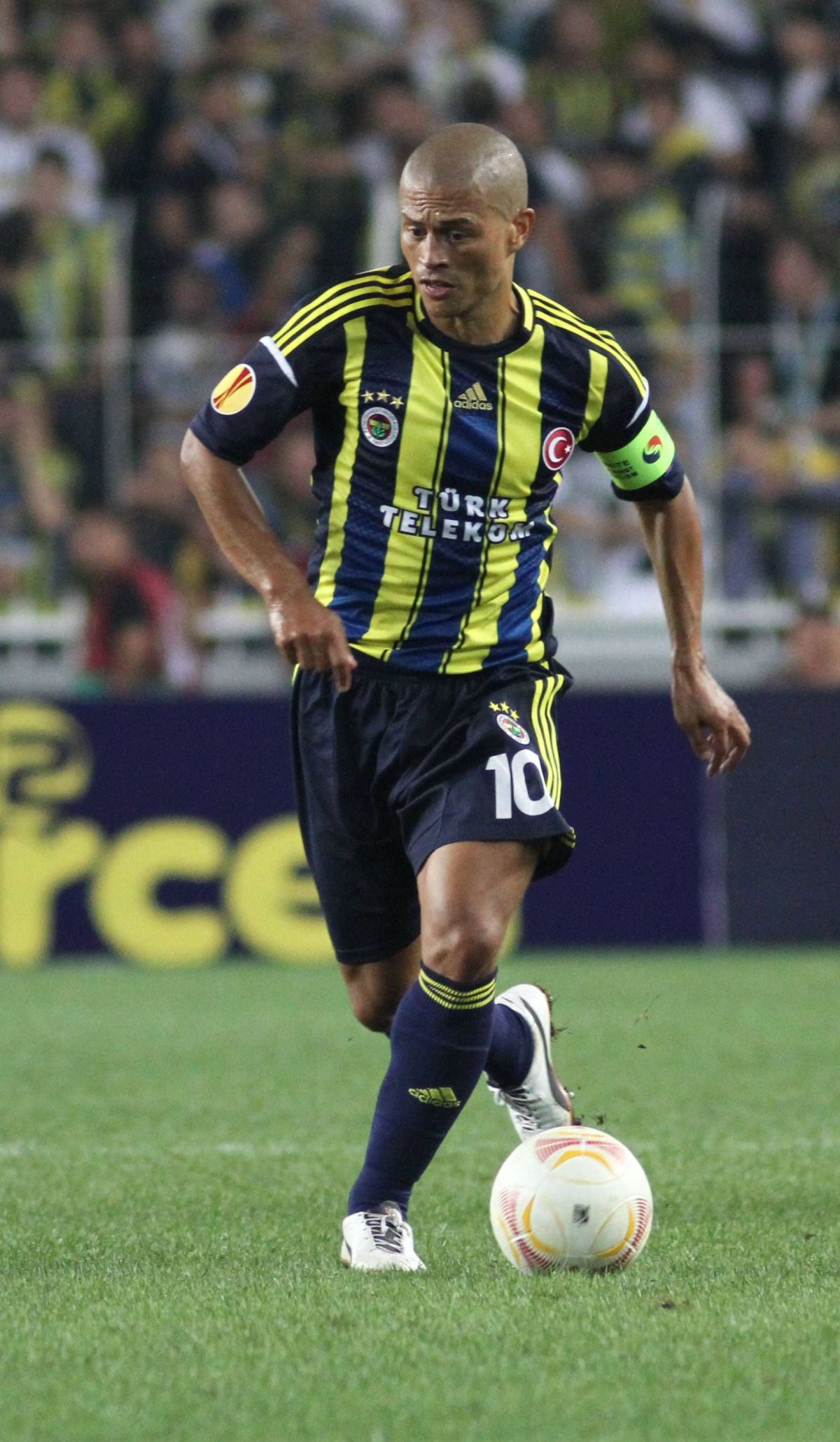 Alex de Souza, decarul lui Fenerbahce Foto: Imago