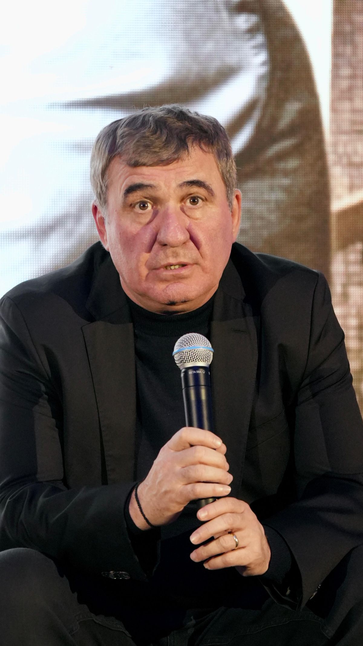 Gică Hagi și-a lansat cartea „Drumul meu” (foto: Iosif Popescu/GOLAZO.ro)