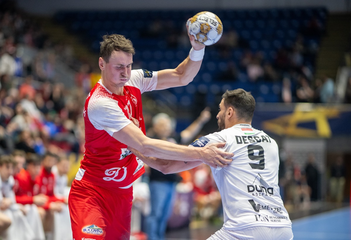 Dinamo - Veszprem, meci/ FOTO: Raed Krishan - GOLAZO.ro.jpeg