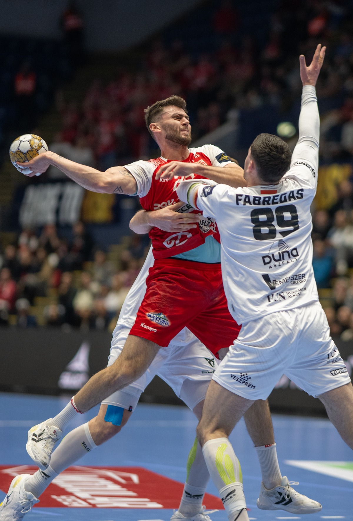 Dinamo - Veszprem, meci/ FOTO: Raed Krishan - GOLAZO.ro.jpeg