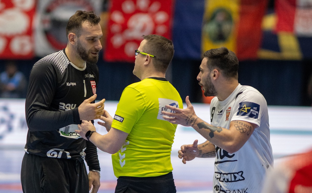 Dinamo - Veszprem, meci/ FOTO: Raed Krishan - GOLAZO.ro.jpeg