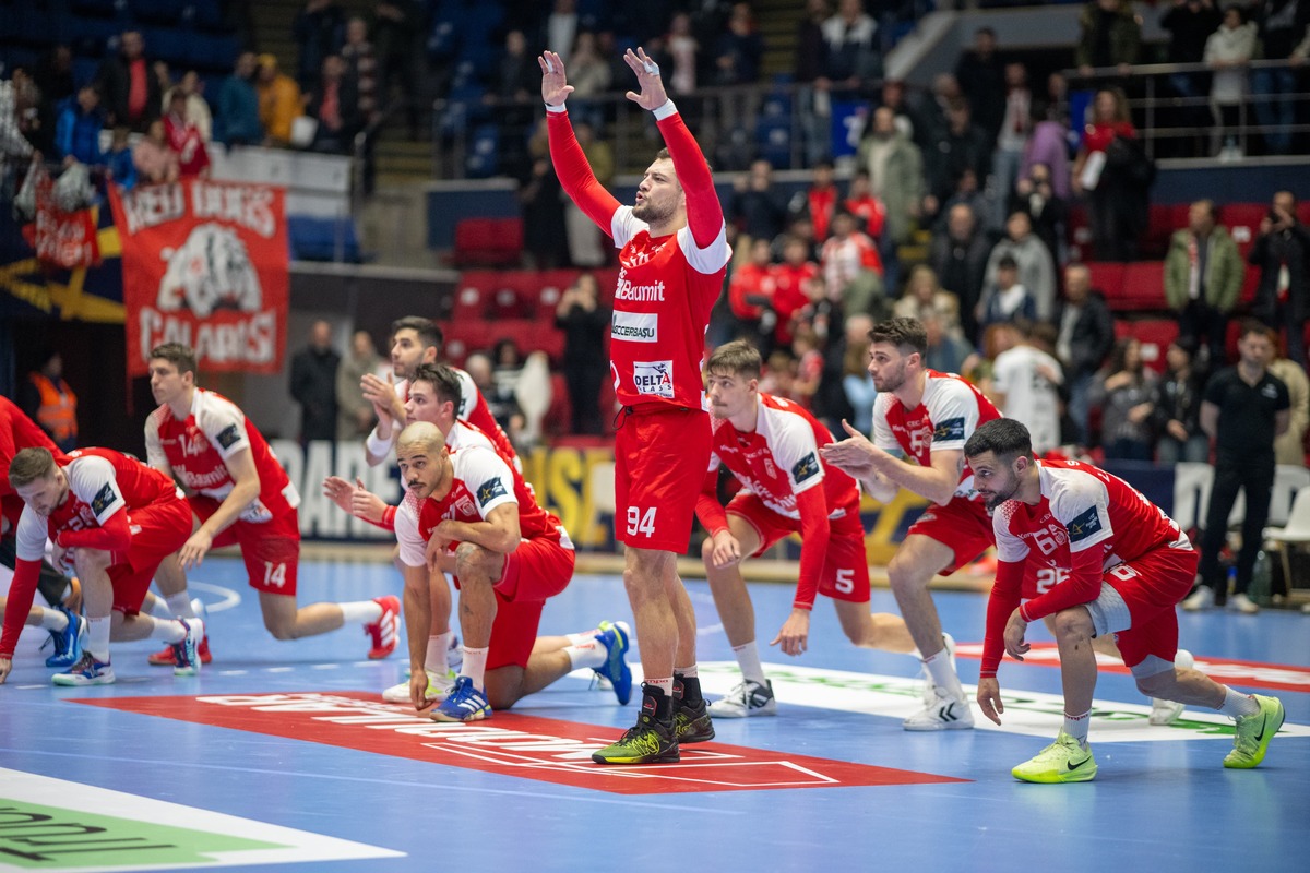 Dinamo - Veszprem, meci/ FOTO: Raed Krishan - GOLAZO.ro.jpeg