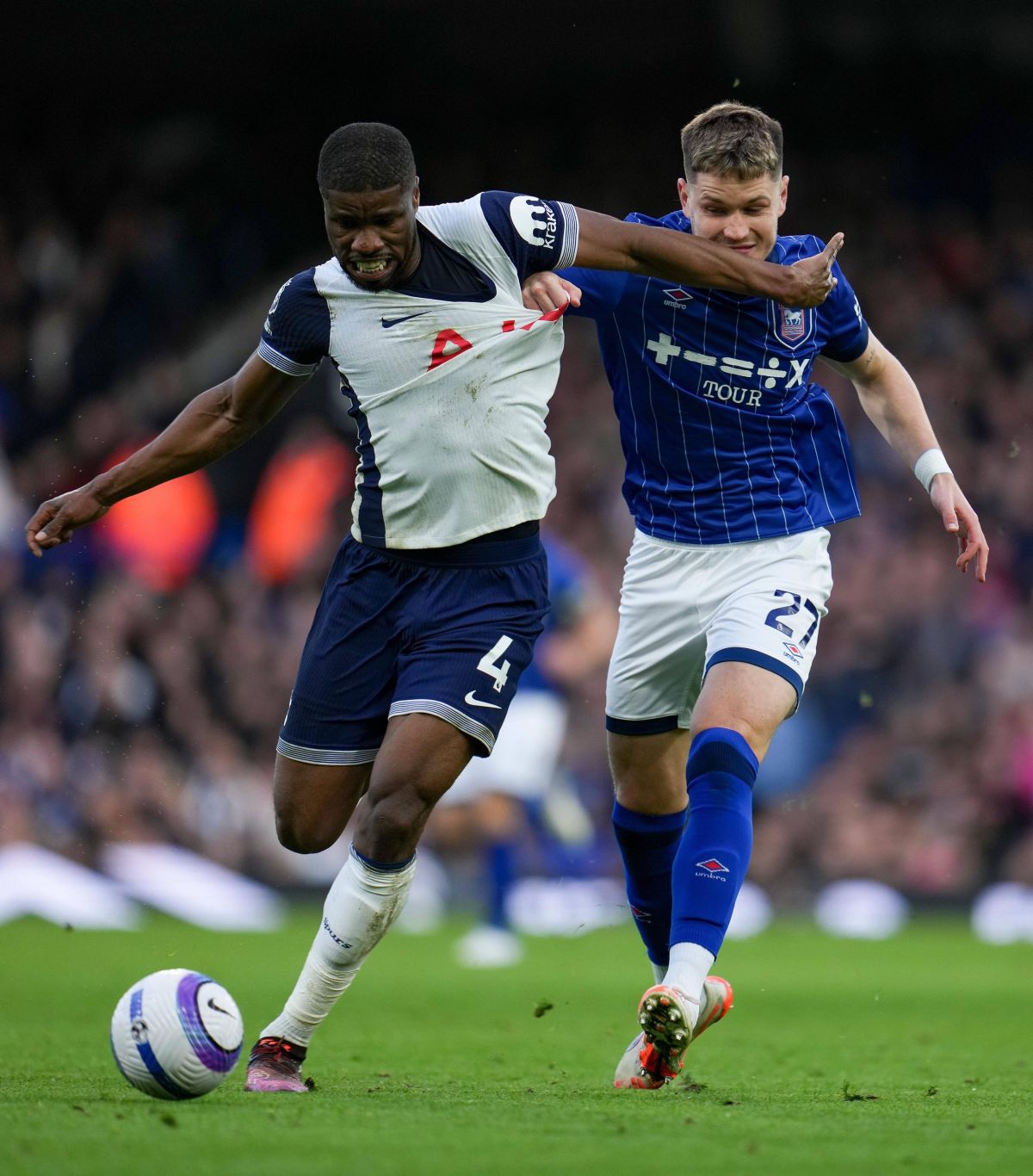 Kevin Danso (stânga), la 4-1 cu Ipswich Foto: Imago