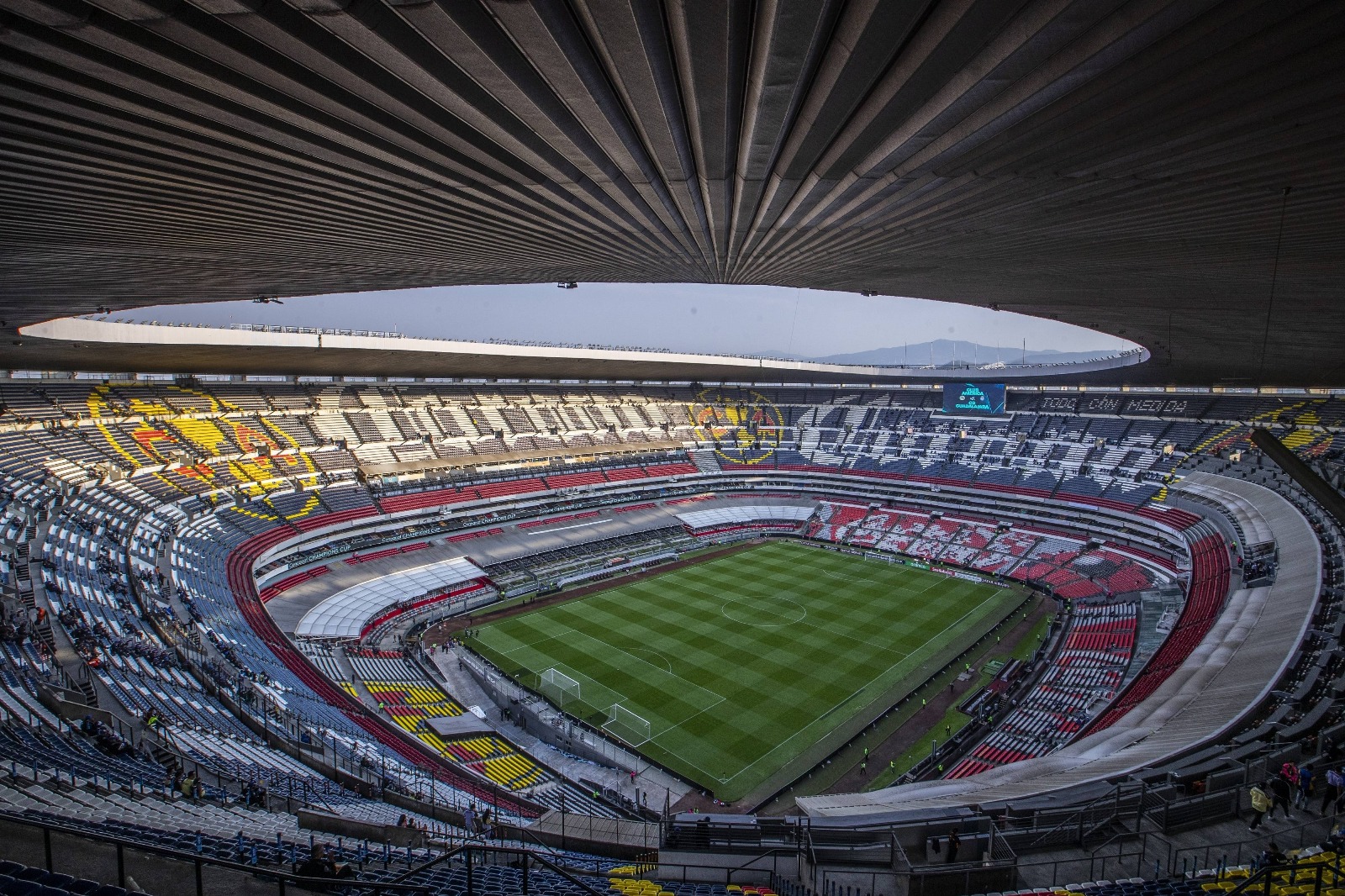 Stadionul „Azteca”, din Ciudad de Mexico Foto: Imago