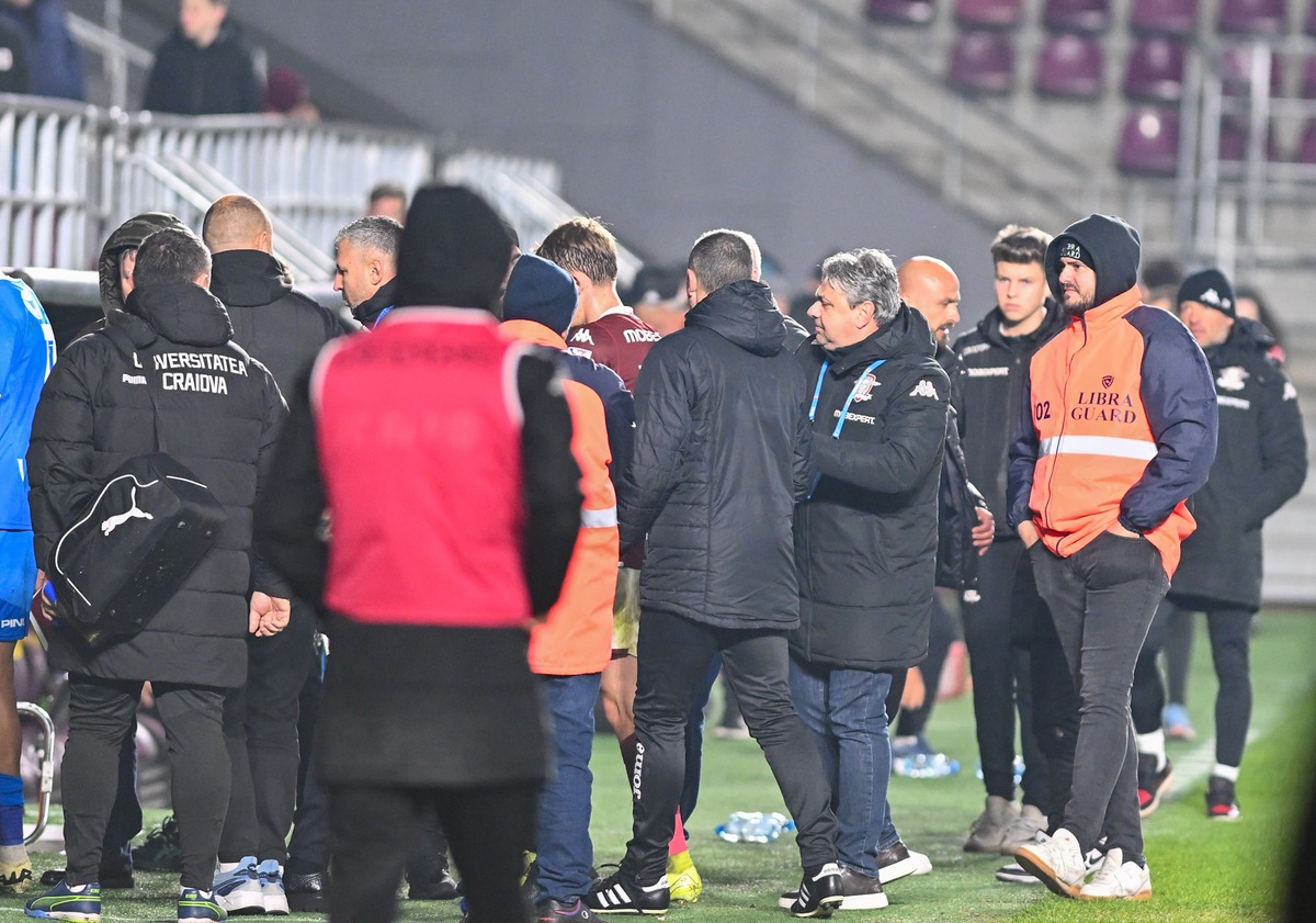 Conflict Șumudică - Pieleanu foto Raed Krishan GOLAZO.ro (3).jpeg
