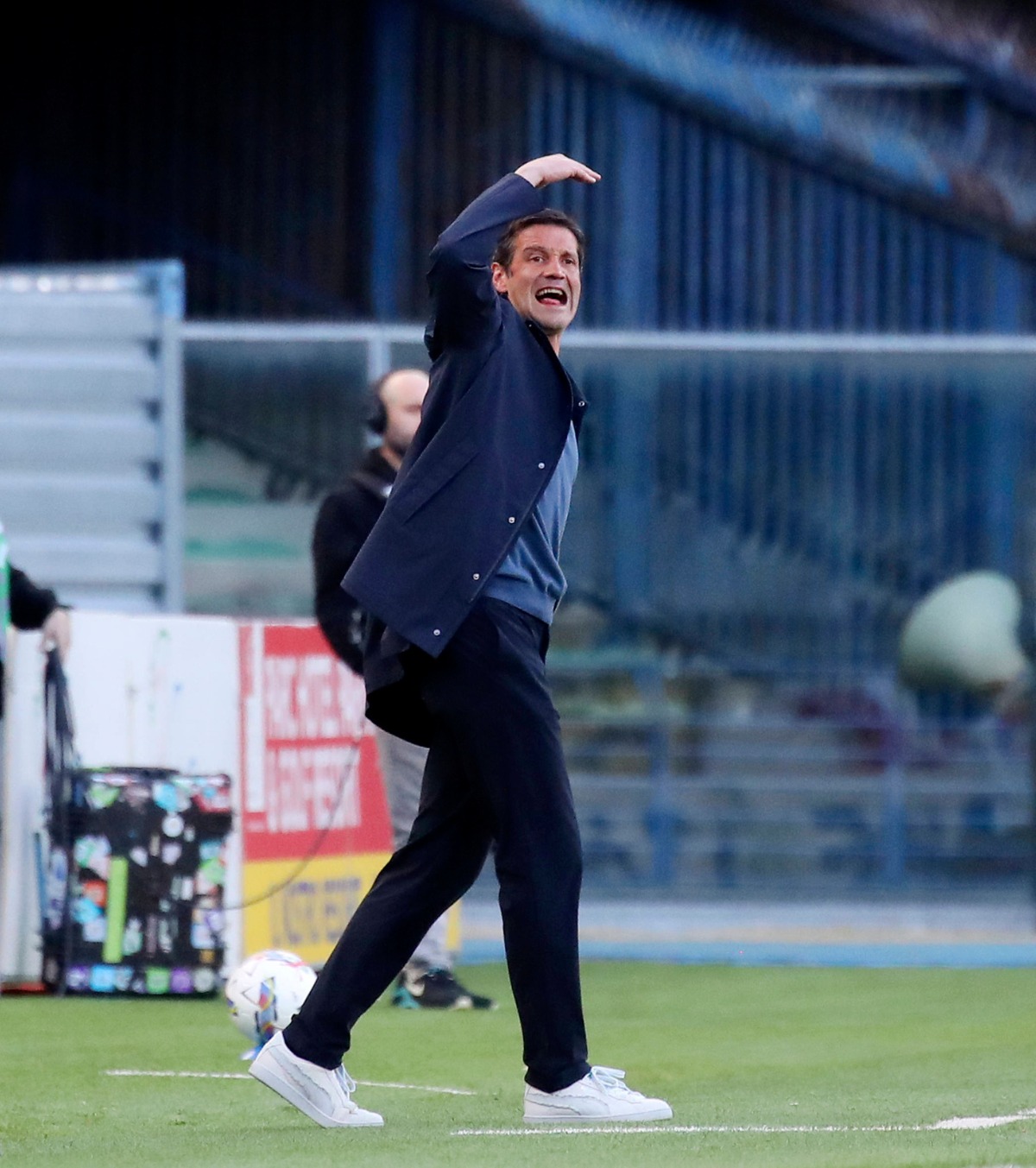 Parma, tot fără succes   Cristi Chivu , vorbe de duh după 0-0 cu Verona: „Calul aleargă, dar vaca dă lapte”
