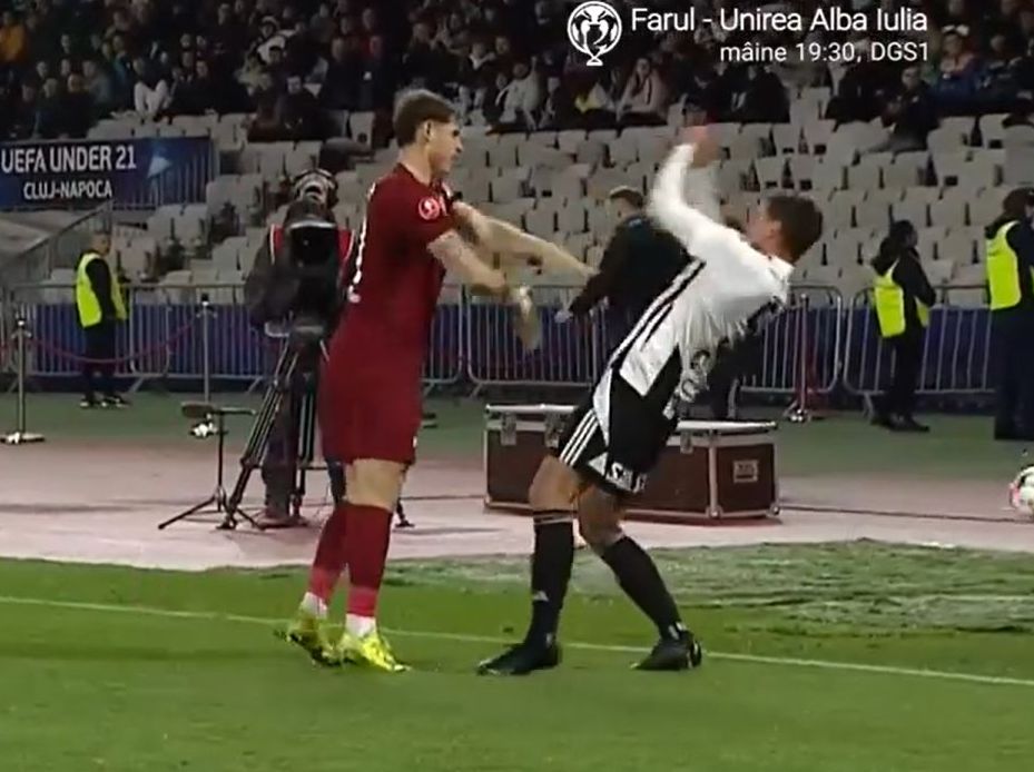 U Cluj - CFR, conflict Ilie - Masoero. Capturi Digi Sport (1).jpg