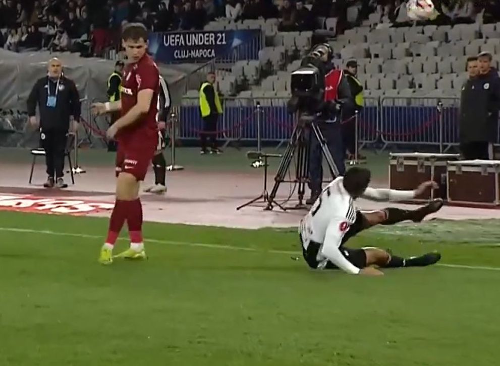 U Cluj - CFR, conflict Ilie - Masoero. Capturi Digi Sport (4).jpg