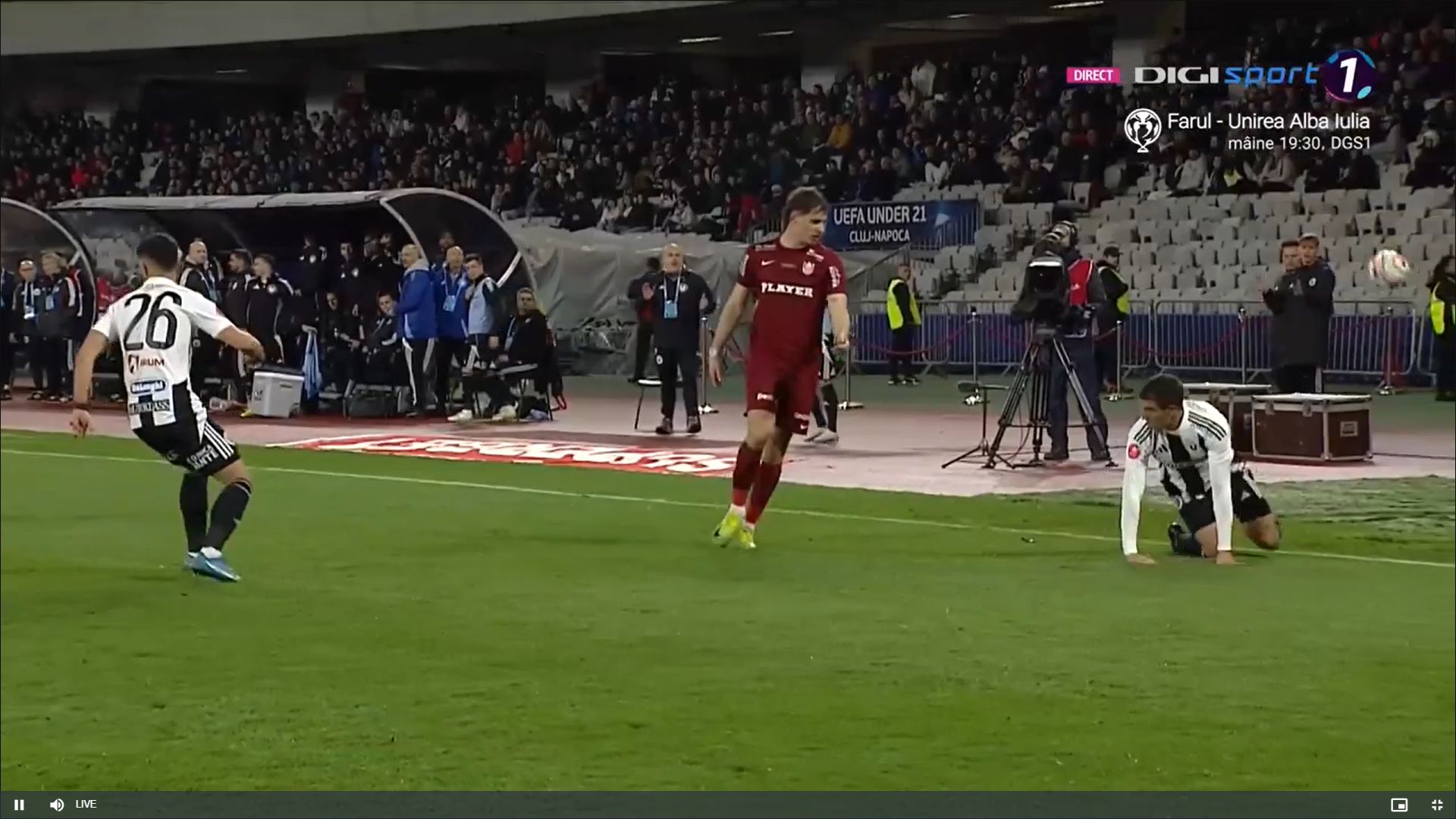 U Cluj - CFR, conflict Ilie - Masoero. Capturi Digi Sport (5).jpg