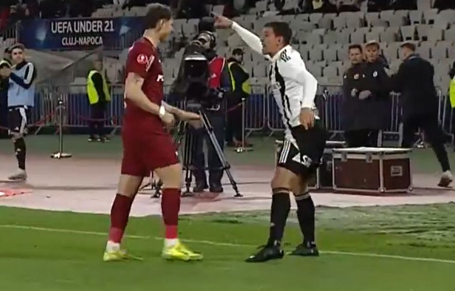 U Cluj - CFR, conflict Ilie - Masoero. Capturi Digi Sport (6).jpg