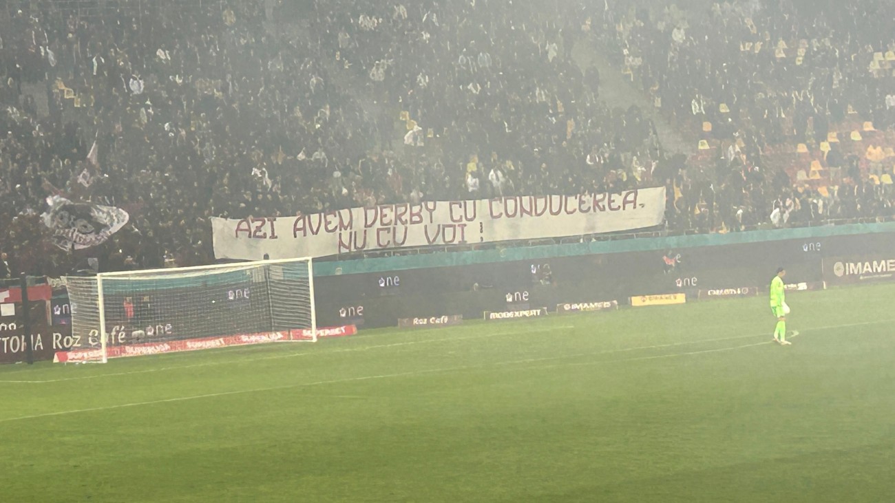 Rapid - Dinamo. Galeria giuleștenilor. Foto: Raed Krishan