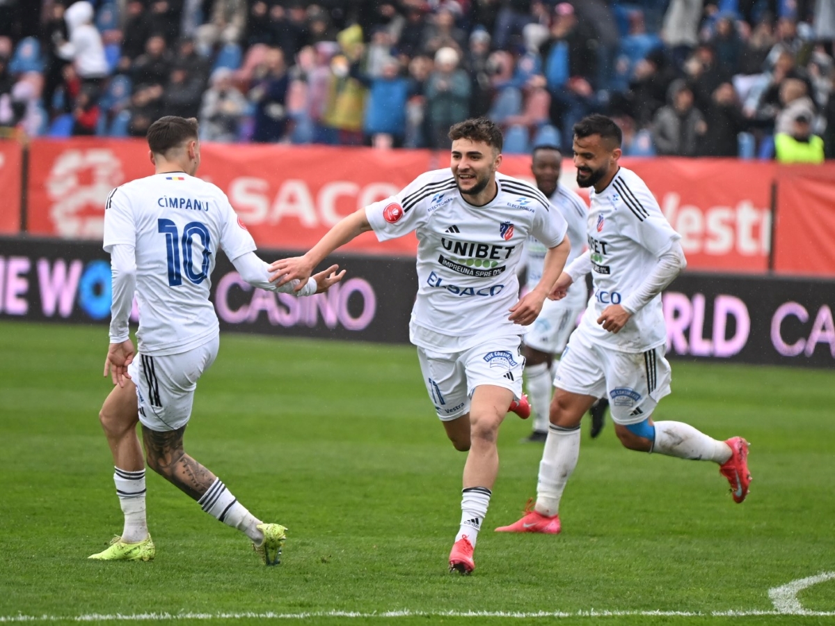 Zoran Mitrov, în meciul cu Farul, Încheiat 4-3. Foto: Sportpictures