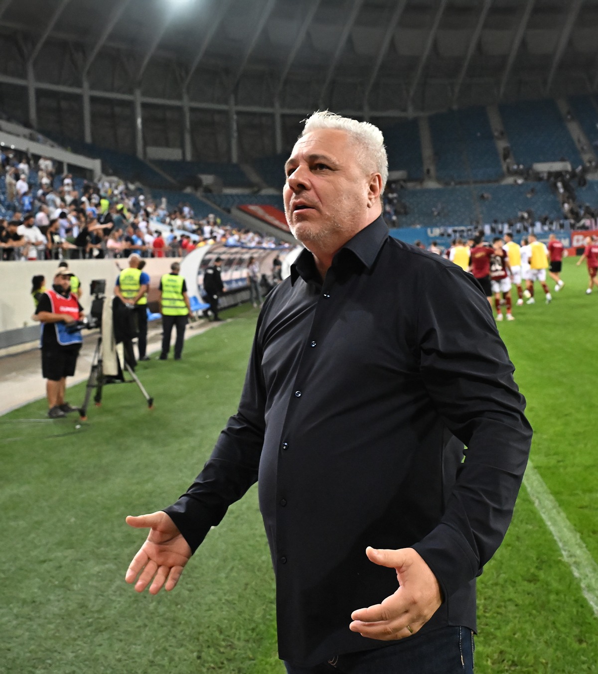 Șumudică intervine Antrenorul de la Rapid, despre  conflictul suporteri-conducere : „Se vede clar că nu este aceeași susținere din anii trecuți”
