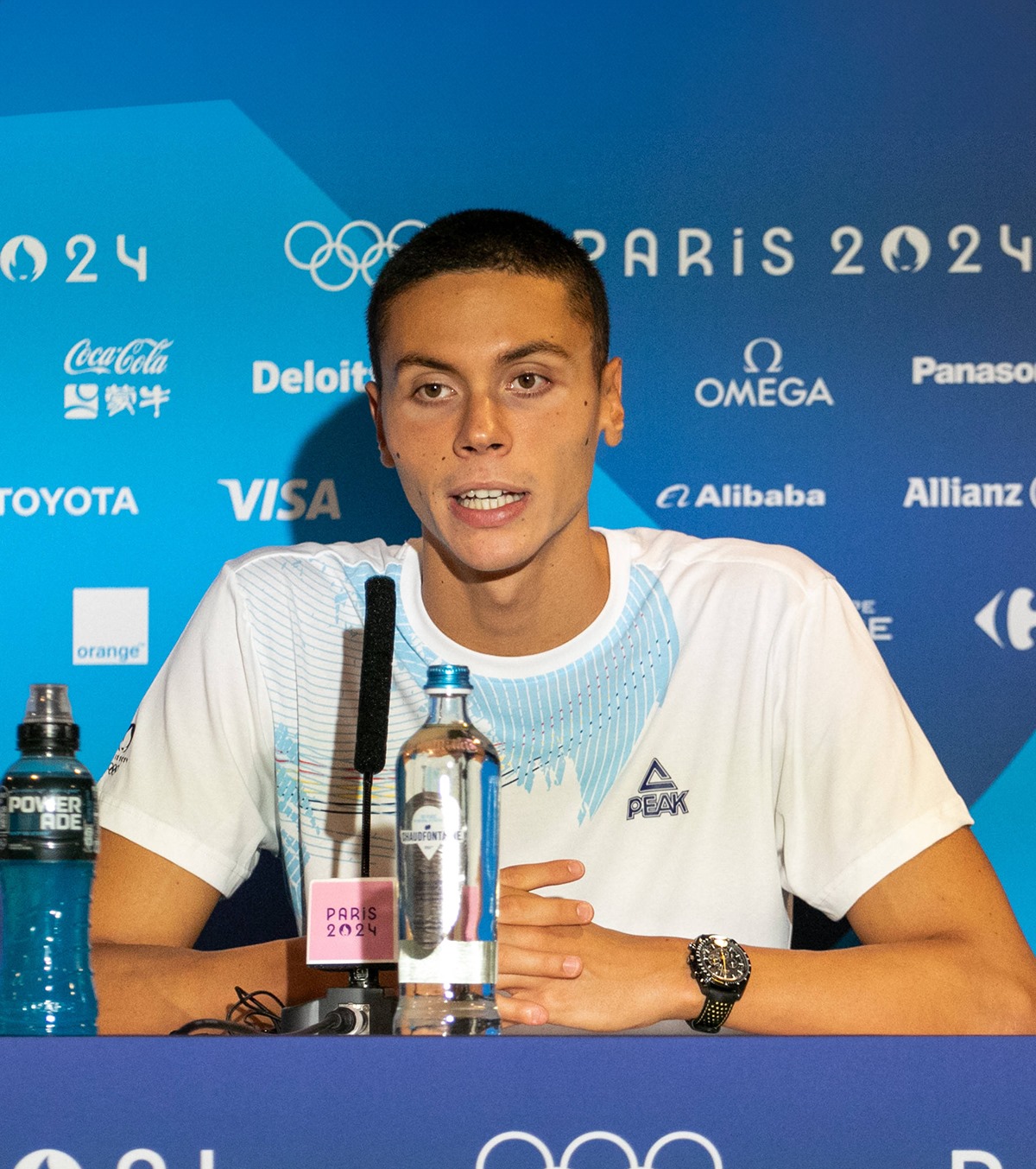 David Popovici, marcat Campionul olimpic a primit  un sfat pe care nu-l va uita : „Când am ieșit de frizerie, o doamnă m-a recunoscut”