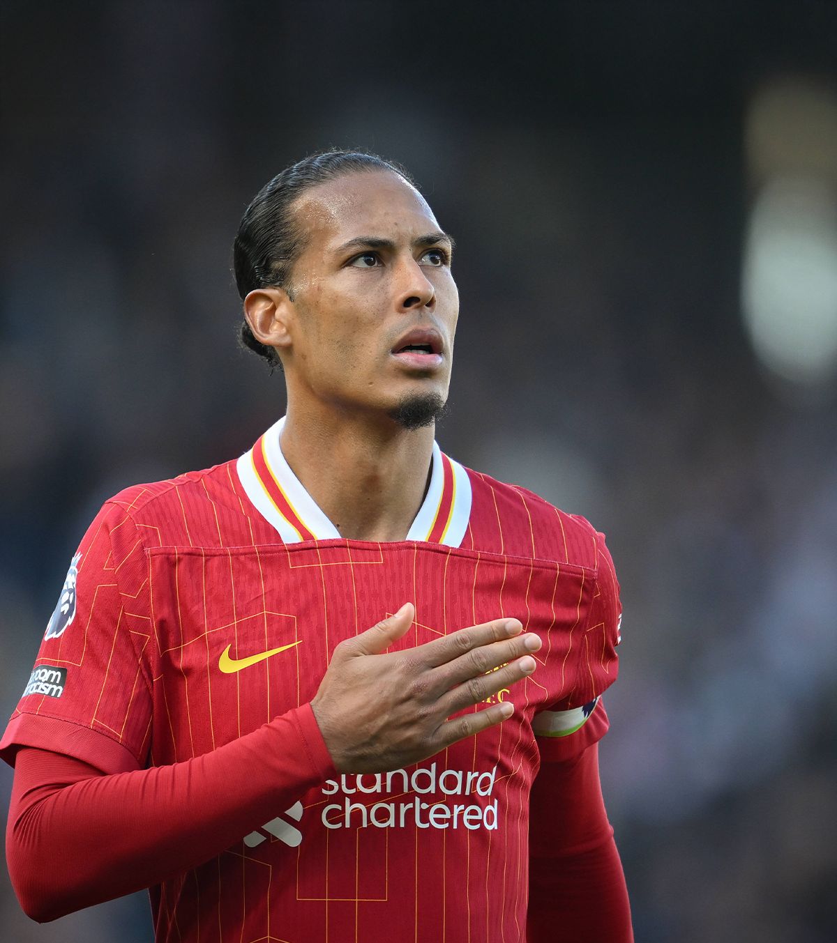 Van Dijk continuă Liverpool l-a convins pe olandez să semneze   prelungirea contractului  pentru încă 2 ani