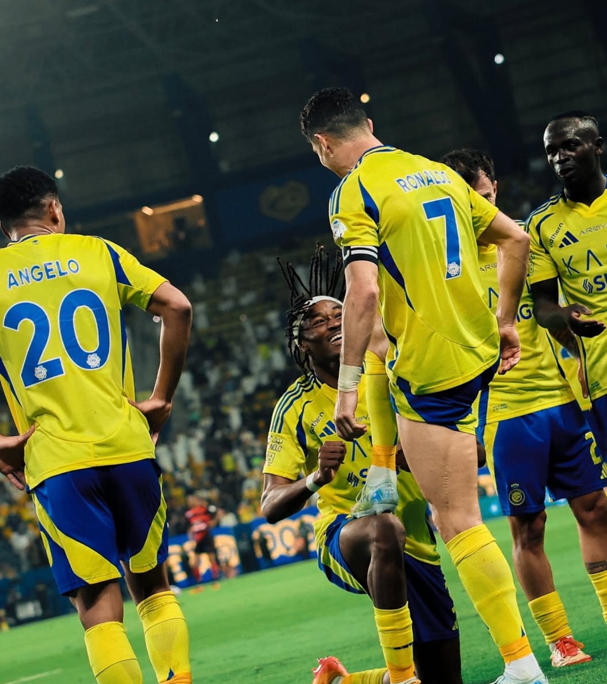 Cristiano Ronaldo, gol fabulos  VIDEO:  Portughezul a reușit o nouă „dublă” în Arabia Saudită » Continuă cursa spre  golul 1.000